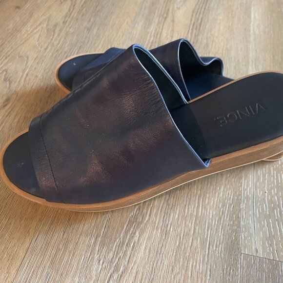 Vince Navy Women's Leather Slip-On Open Toe Mules 9.5M! - Picture 1 of 7